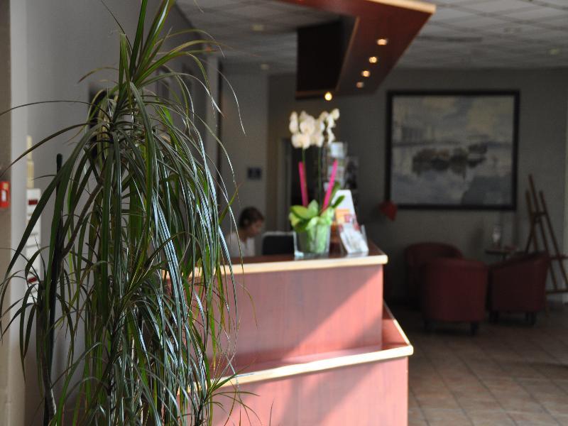 Centre Hotel 3*