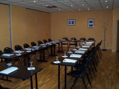 Centre 3*