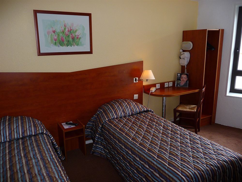 Centre Hotel 3*